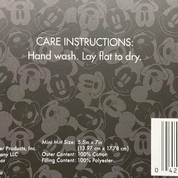 DISNEY Mickey Mouse Oversized Mini Oven Mitts - Picture 3 of 3